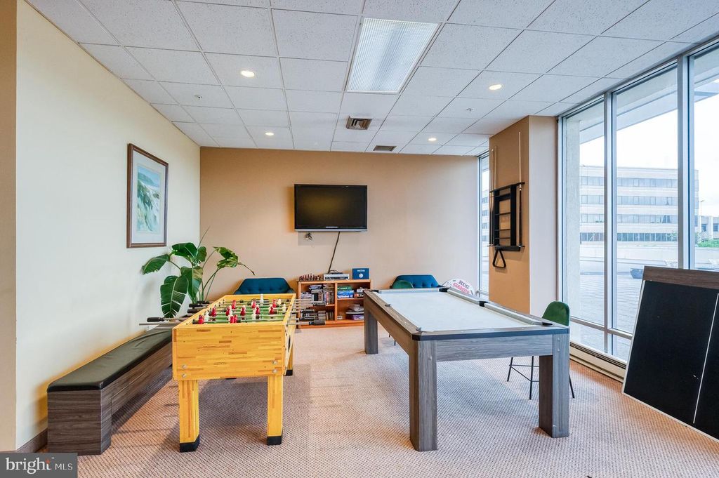 Image 61 of property listing at 28 ALLEGHENY AVE #1512, Towson, MD 21204