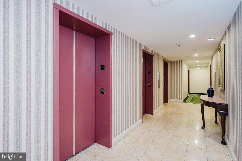 Image 7 of property listing at 28 ALLEGHENY AVE #1512, Towson, MD 21204