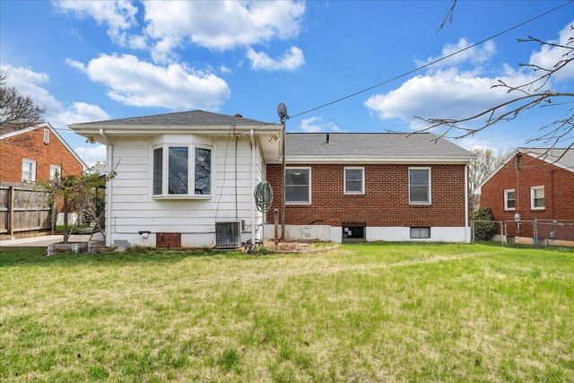 106 Hurst AVE, Roanoke, VA 24012