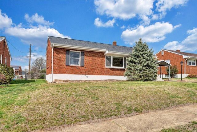 106 Hurst AVE, Roanoke, VA 24012