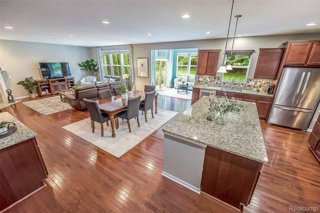 58939 Winnowing Circle S, South Lyon, MI 48178
