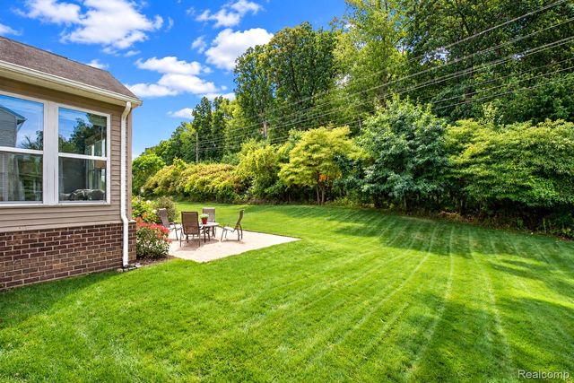 58939 Winnowing Circle S, South Lyon, MI 48178