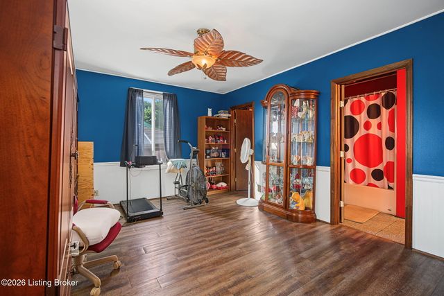 1616 Russell Ave, Louisville, KY 40213