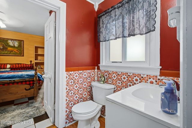 1616 Russell Ave, Louisville, KY 40213