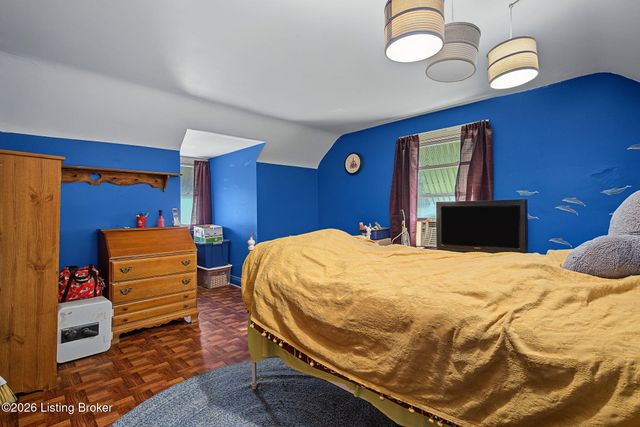 1616 Russell Ave, Louisville, KY 40213