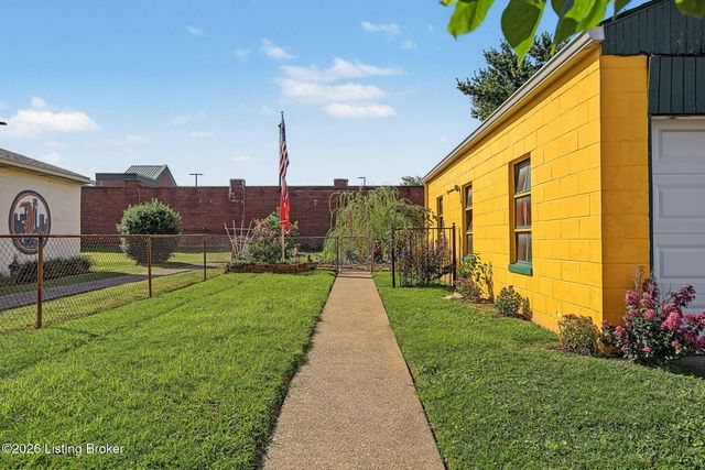 1616 Russell Ave, Louisville, KY 40213