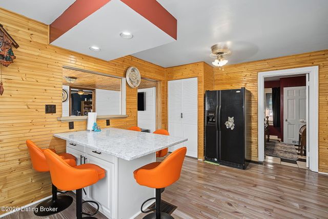 1616 Russell Ave, Louisville, KY 40213