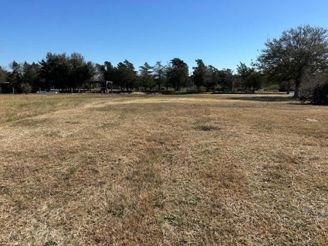 222 Rueorleans Street, Baytown, TX 77520