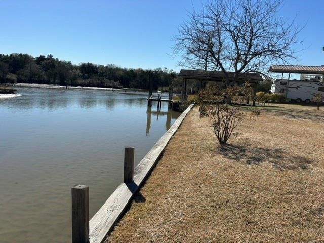 222 Rueorleans Street, Baytown, TX 77520