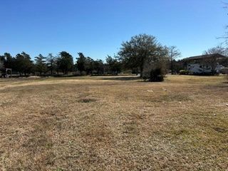 222 Rueorleans Street, Baytown, TX 77520