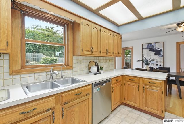 2338 N 66th Street, Omaha, NE 68104