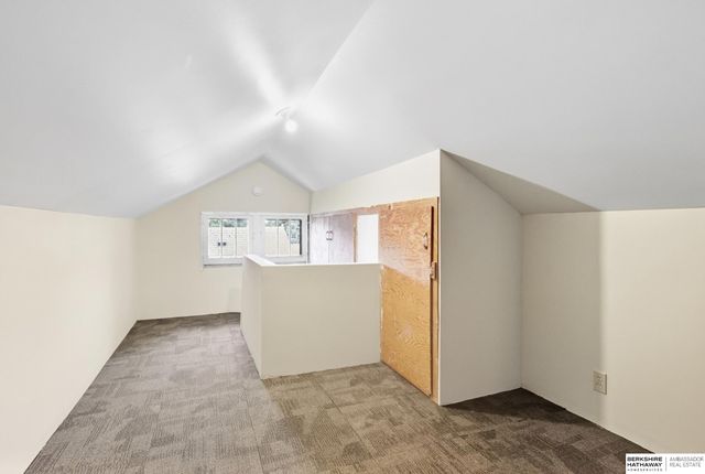 2338 N 66th Street, Omaha, NE 68104