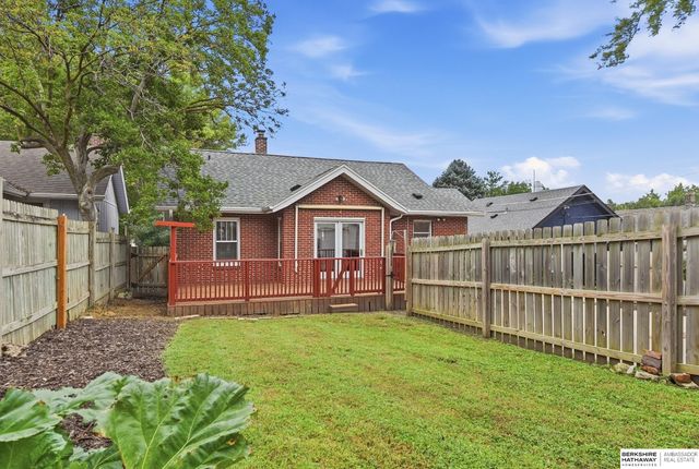 2338 N 66th Street, Omaha, NE 68104
