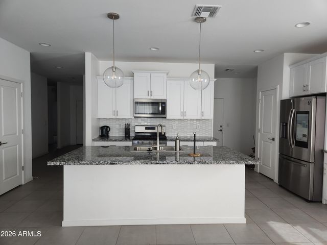 4208 S 68TH Drive, Phoenix, AZ 85043