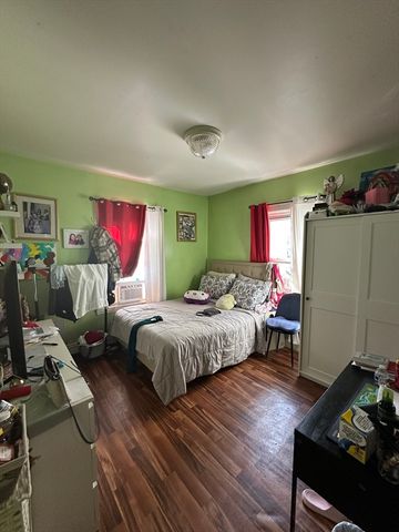 30A Summer, Somerville, MA 02143