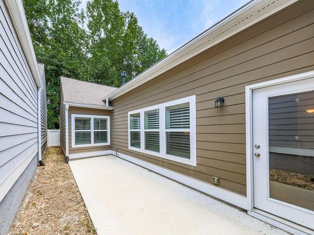 155 Abbey Circle, Woodstock, GA 30188