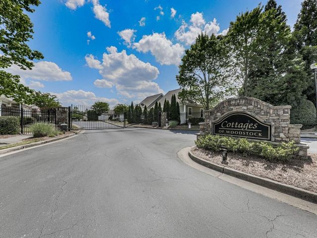 155 Abbey Circle, Woodstock, GA 30188