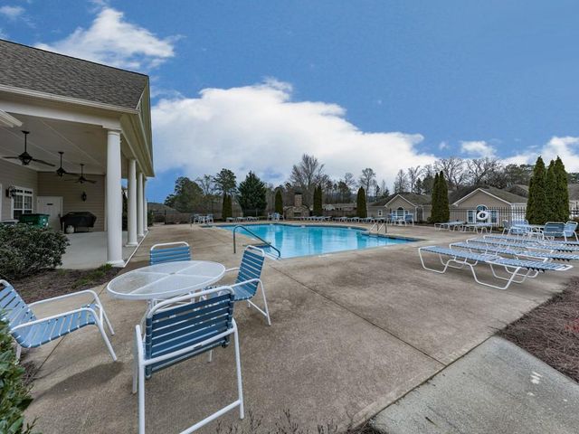 155 Abbey Circle, Woodstock, GA 30188