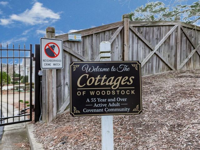 155 Abbey Circle, Woodstock, GA 30188