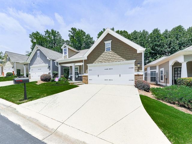 155 Abbey Circle, Woodstock, GA 30188