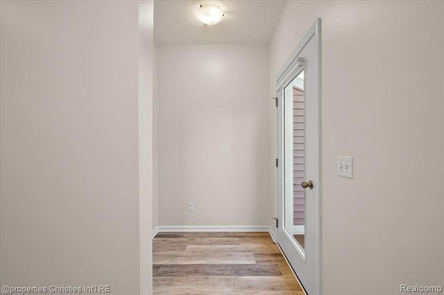 4953 Treeside Lane, Troy, MI 48098