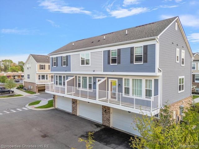 4953 Treeside Lane, Troy, MI 48098