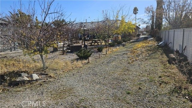 15274 Rodeo St, Hesperia, CA 92345