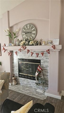 15274 Rodeo St, Hesperia, CA 92345