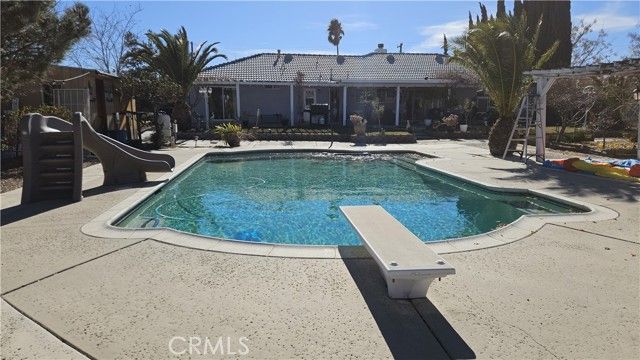 15274 Rodeo St, Hesperia, CA 92345