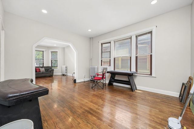 7608 S Peoria Street, Chicago, IL 60620
