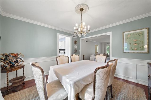 12 Queen Victoria Place NE, Atlanta, GA 30342