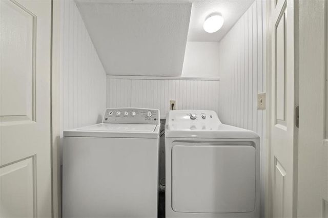12 Queen Victoria Place NE, Atlanta, GA 30342