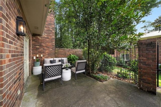 12 Queen Victoria Place NE, Atlanta, GA 30342