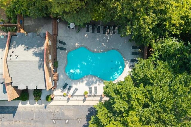 12 Queen Victoria Place NE, Atlanta, GA 30342