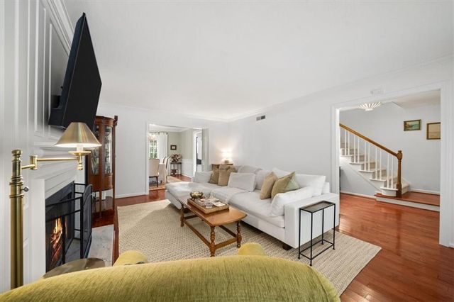 12 Queen Victoria Place NE, Atlanta, GA 30342