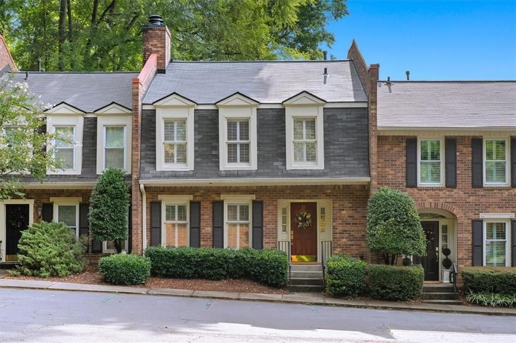 12 Queen Victoria Place NE, Atlanta, GA 30342