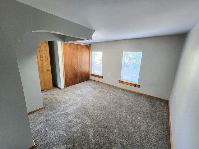 330 7th Street, Baraboo, WI 53913