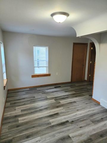 330 7th Street, Baraboo, WI 53913