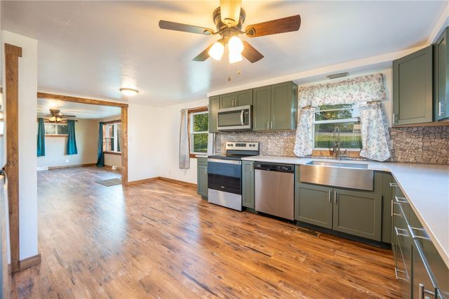 3862 State Route 31, Donegal, PA 15628
