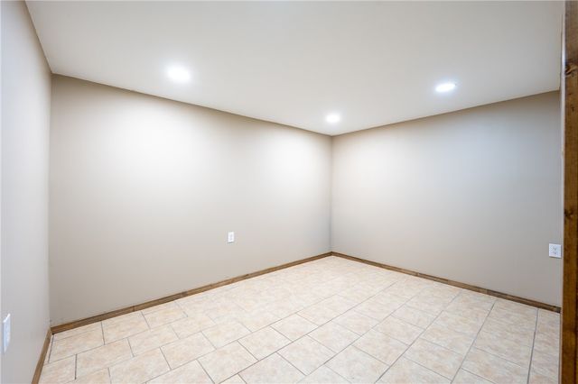 3862 State Route 31, Donegal, PA 15628