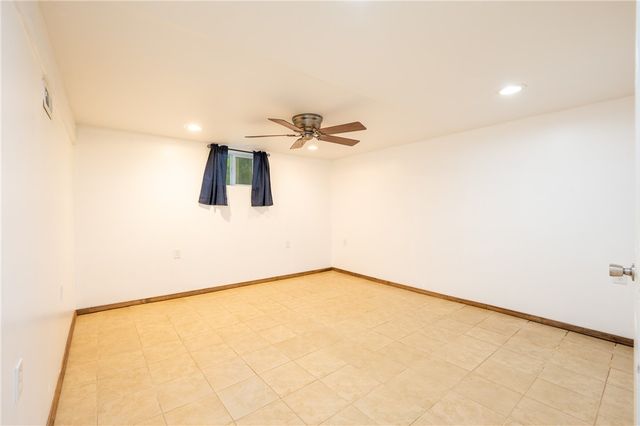 3862 State Route 31, Donegal, PA 15628