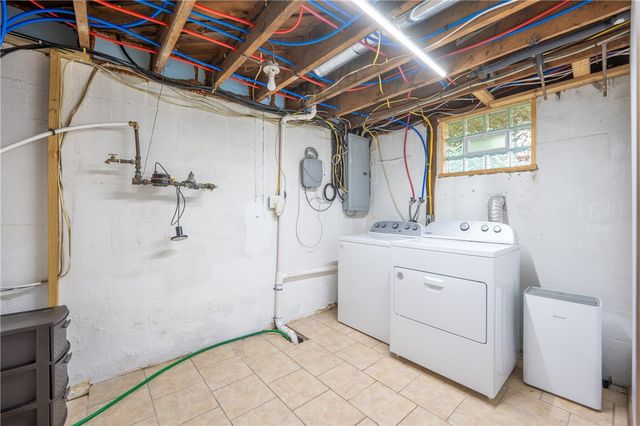 3862 State Route 31, Donegal, PA 15628