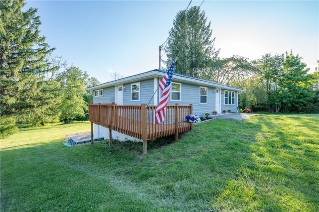 3862 State Route 31, Donegal, PA 15628