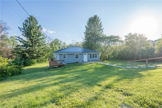 3862 State Route 31, Donegal, PA 15628