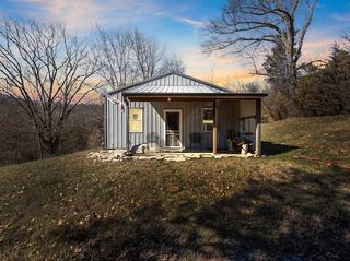 474 Bartlett Hollow Rd, Petersburg, TN 37144