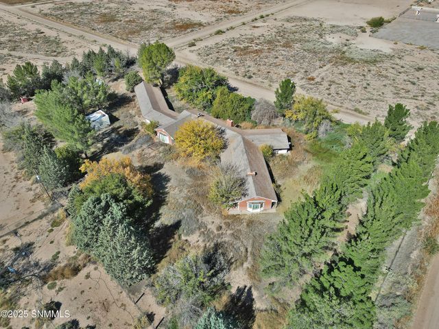 110 SW Creosote Road, Deming, NM 88030