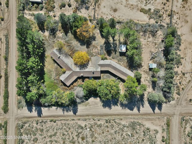 110 SW Creosote Road, Deming, NM 88030