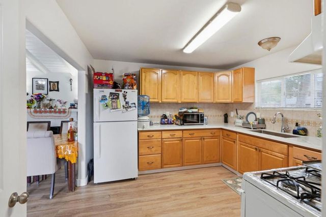 1008 Hamilton Avenue, Seaside, CA 93955