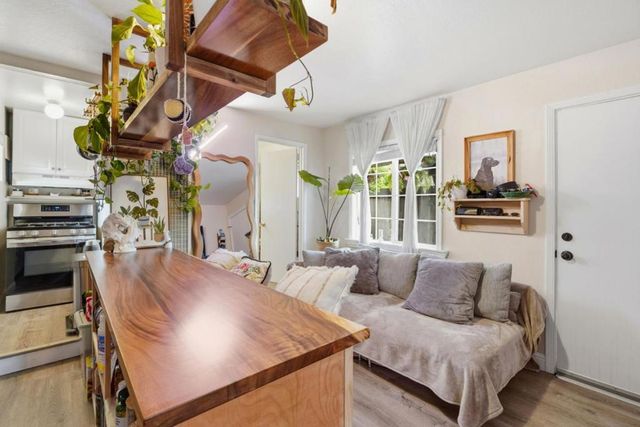 1008 Hamilton Avenue, Seaside, CA 93955