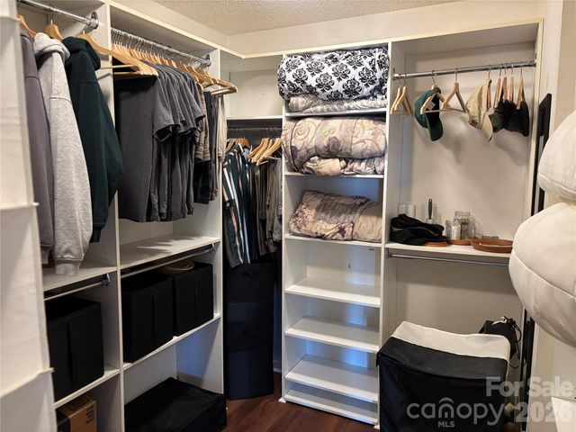 2601 Yarrow Road, Charlotte, NC 28213